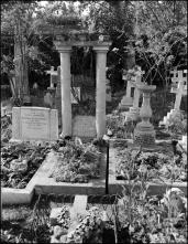 Campa de Henry A. Miles e Louise Victoria Miles, no cemitério inglês, Freguesia da Sé. Concelho do Funchal