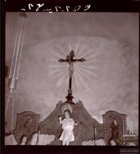 Crucifixo que encima o altar da capela do Menino Jesus, Freguesia do Monte, Concelho do Funchal