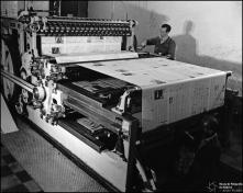 Máquinas de impressão rotativa nas oficinas do “Diário de Notícias” do Funchal