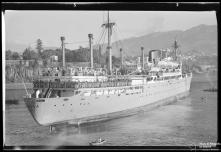 Chegada do navio "Niassa" com os soldados da 1.ª Companhia Expedicionária da Madeira à Índia, do B. I. I, n.º 19, ao porto do Funchal 