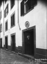 Fachada do consulado da América na rua da Alfândega, Freguesia da Sé, Concelho do Funchal