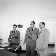 Dr. Costa Quintas acompanhado pelo Dr. Álvaro Favila Vieira, durante a visita às instalações do Hospital da Santa Casa da Misericórdia do Funchal (atual Hospital dos Marmeleiros), Freguesia do Monte, Concelho do Funchal