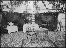 Decoração interior da tenda montada pela Companhia de Artilharia n.º 3 em honra ao rei D. Carlos I de Bragança no quartel do forte São Tiago, Freguesia de Santa Maria Maior, Concelho do Funchal