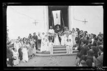 Procissão do Corpo de Deus saindo da capela da Casa de Saúde São João de Deus, Freguesia de Santo António, Concelho do Funchal