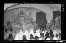 Cerimónia religiosa celebrada na capela do Hospital dos Marmeleiros, Freguesia do Monte, Concelho do Funchal