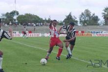 Jogo do campeonato de futebol entre as equipas do Clube Desportivo Nacional e Clube Desportivo das Aves no Estádio dos Barreiros, Freguesia de São Martinho, Concelho do Funchal