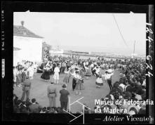 Atuação do Rancho de Santa Marta do Portuzelo e do Grupo Folclórico da Camacha no parque de Santa Catarina, Freguesia da Sé, Concelho do Funchal