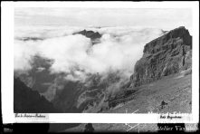 Vista a partir do miradouro do Pico do Areeiro, Freguesia de São Roque do Faial, Concelho de Santana 
