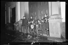 Serenata da Tuna Académica de Coimbra, no pórtico da igreja de São João Evangelistas (vulgo igreja do Colégio), Freguesia de São Pedro, Concelho do Funchal