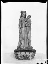 Nossa Senhora com o menino ao colo